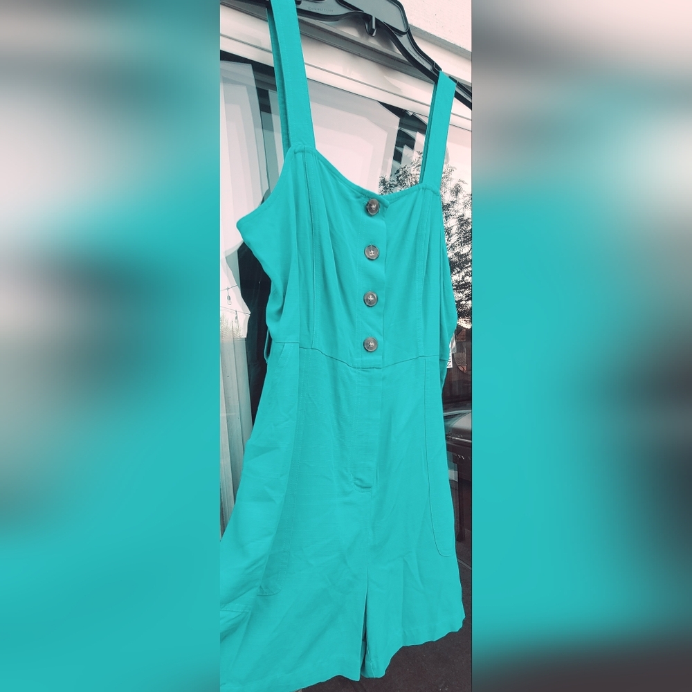 Nine West Teal Button Romper - Size Medium - Picture 4 of 17
